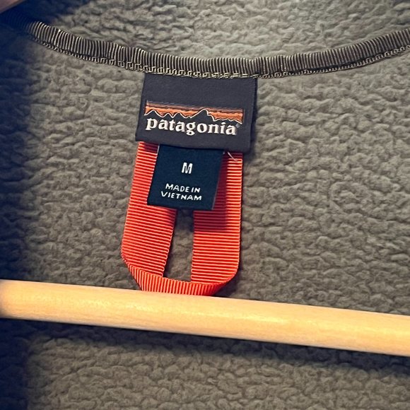 Retro style, soft fuzzy lining, Patagonia utility jacket, size M - Picture 5 of 5